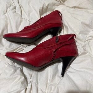 Sisley Bold Red Leather Heels